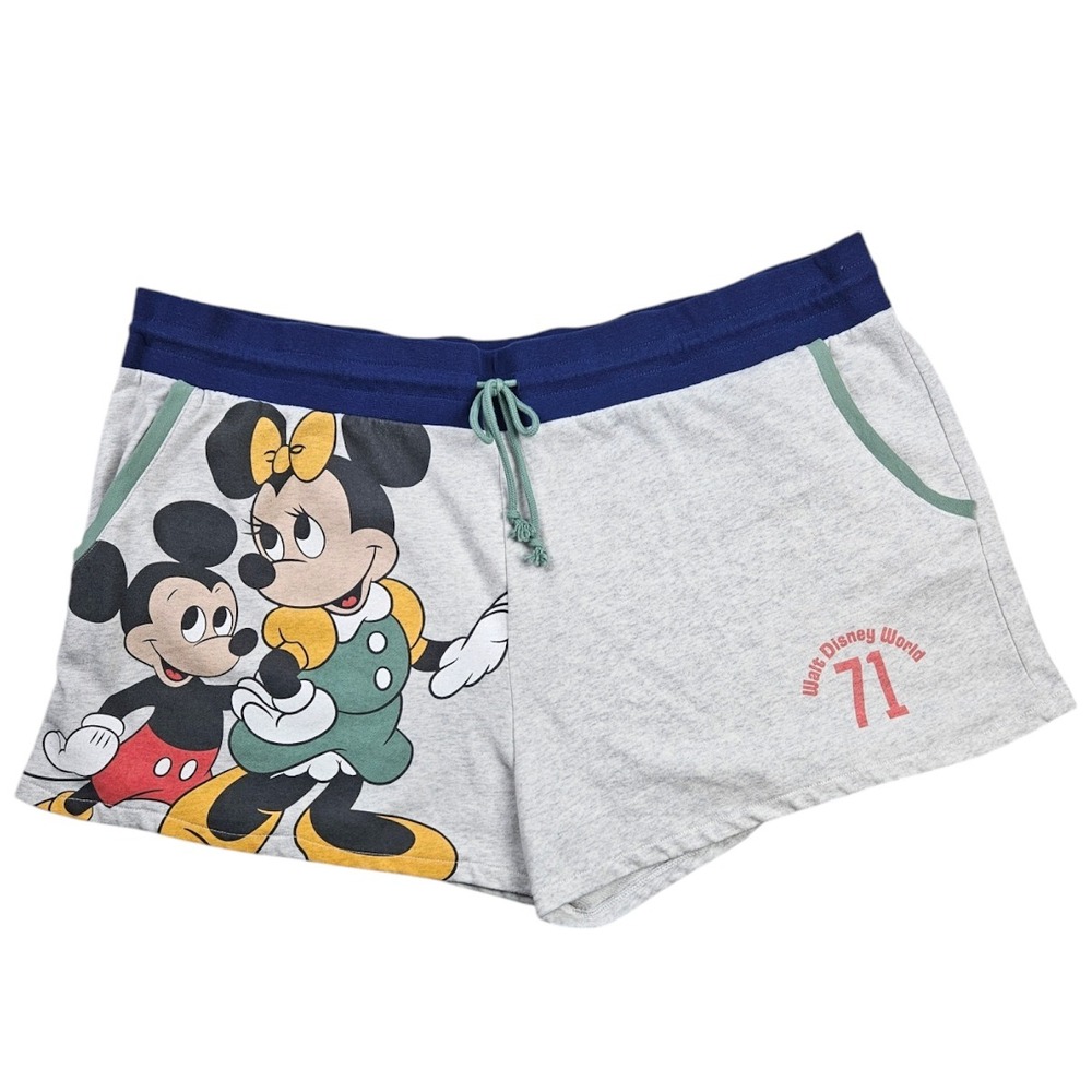 Disney Vault Collection Shorts Womens Size 2X Gray Mickey Minnie Graphic